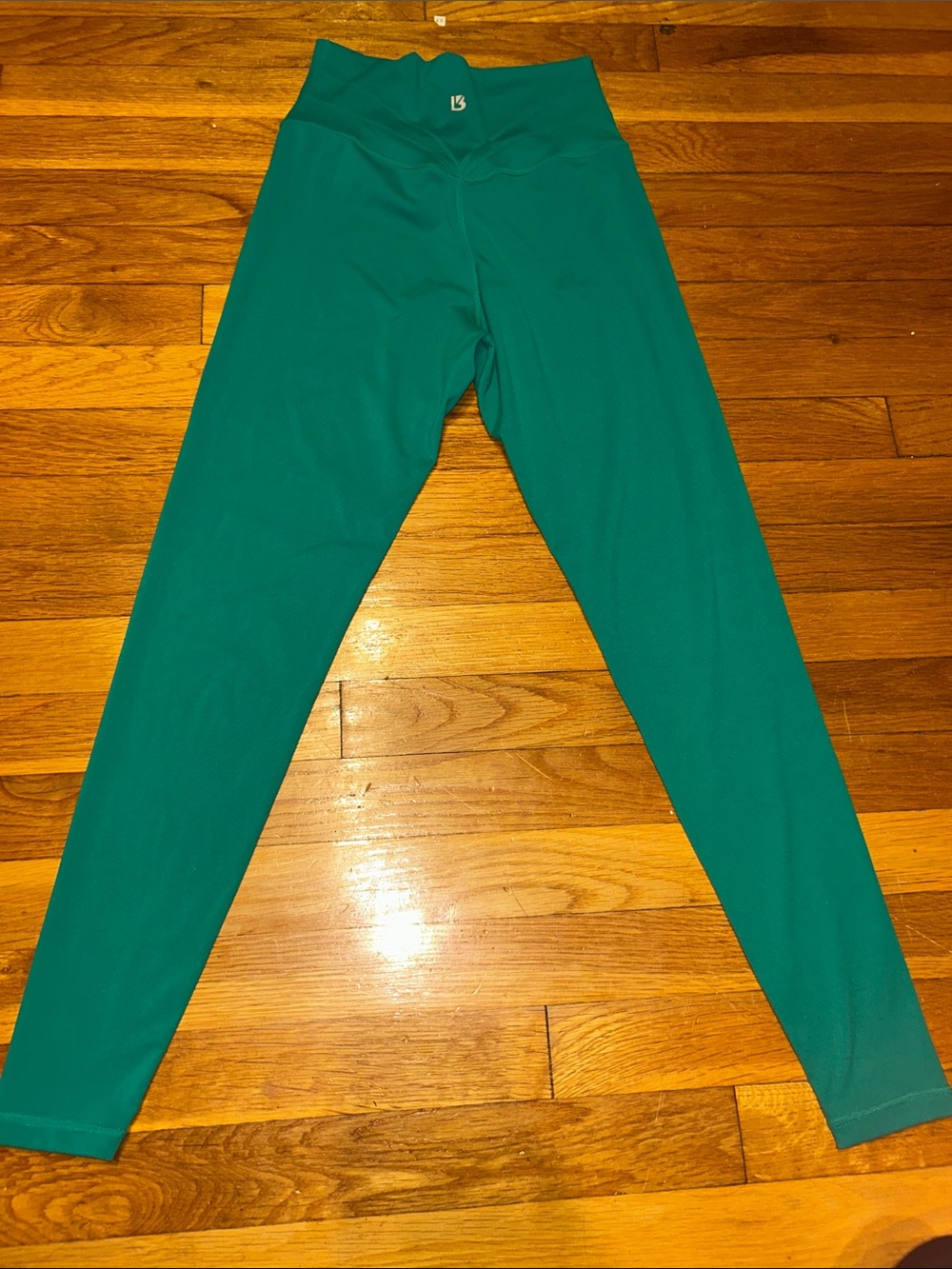 Buff Bunny legging collection size medium skinny leg crop